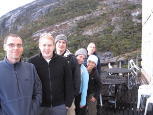 The team at the half way hut (Andrew, Ryan, Rob, Tara, Teresa, me)