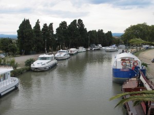 One of many stops along the canal