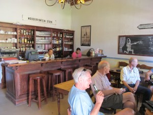 Lunch at Modderfontein Store (now pub)